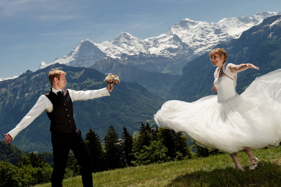 Switzerland Alps Pre Wedding portraits